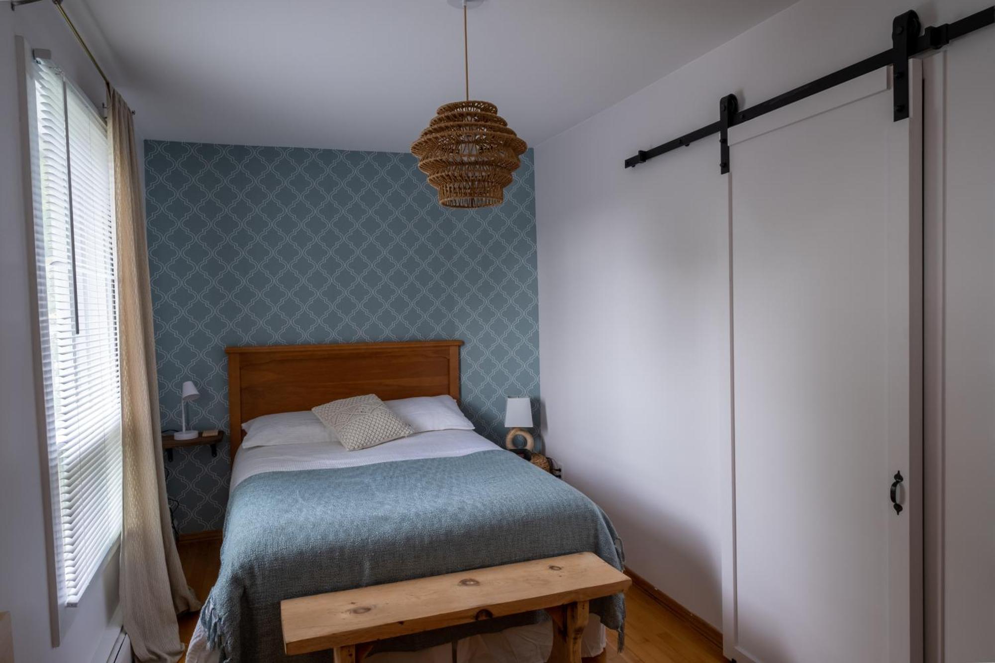 Au Coq Du Bonheur Bed and Breakfast Magog Buitenkant foto