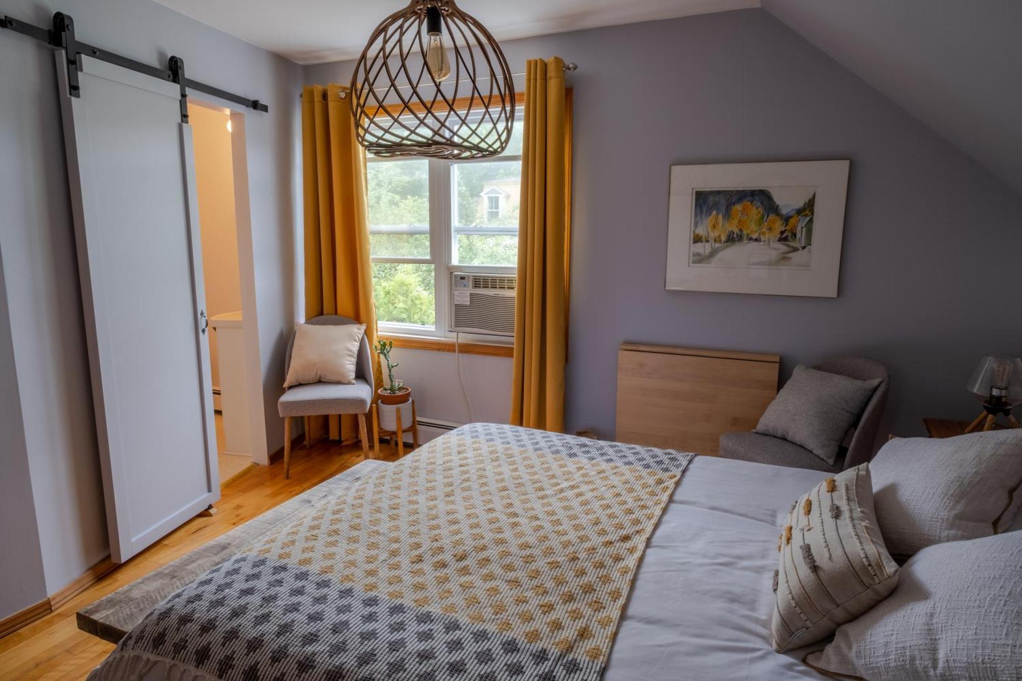 Au Coq Du Bonheur Bed and Breakfast Magog Buitenkant foto